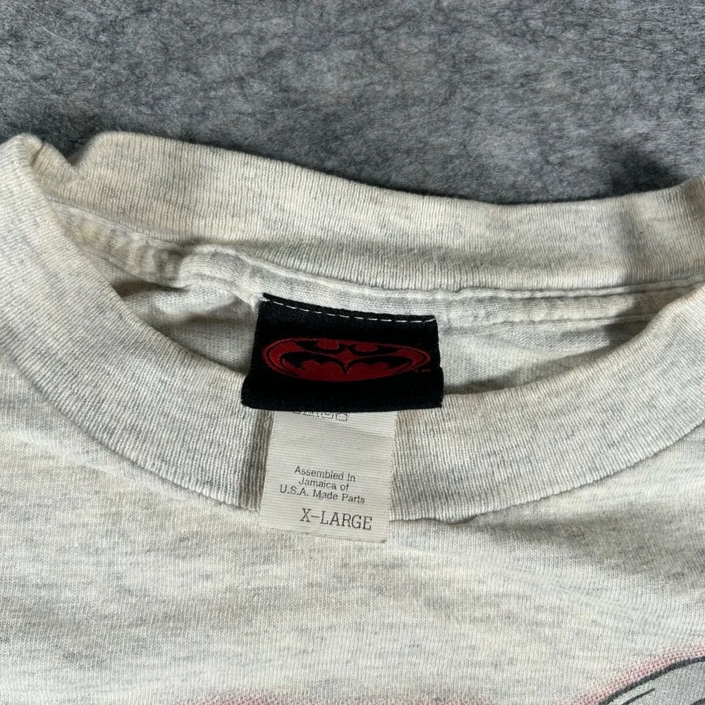 Vintage DC Comics Kids XL Shirt Grey Batman Bathammer 90s Freezer Burn 1997 DC
